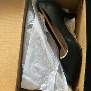 Clark Collection Black Heels 7m